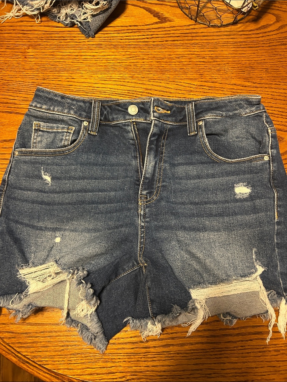 Zenana Distressed Dark Blue Women's Denim Shorts size large